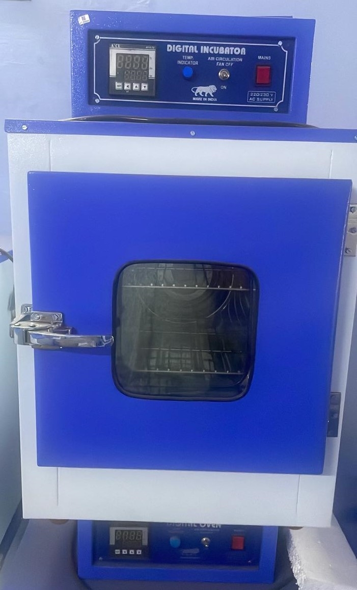 JSI: -102:–Incubator 14” x 14” x 14”  Aluminium Thermostat : - 43 Liters Universal
